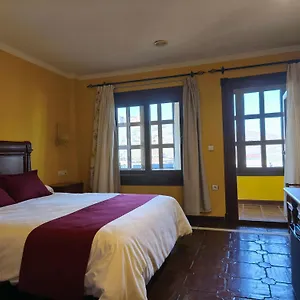 Hospederia Del Zenete Hotel