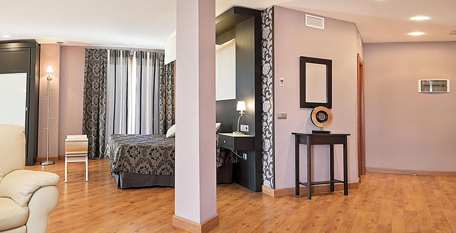 Hotel Campos De באיסה